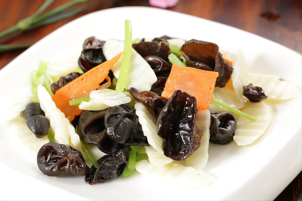 铁锅炒山药为什么会发黑,炒山药怎么不变黑