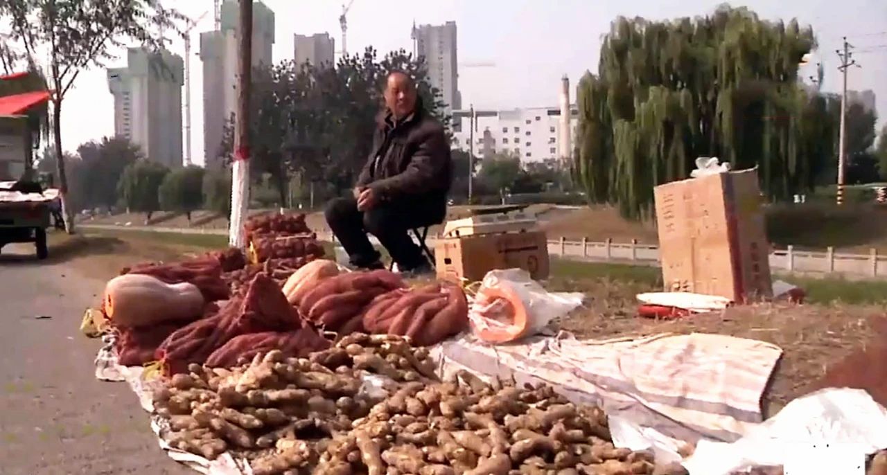 老人买红薯支付多了后续,老人买红薯多按了一位数