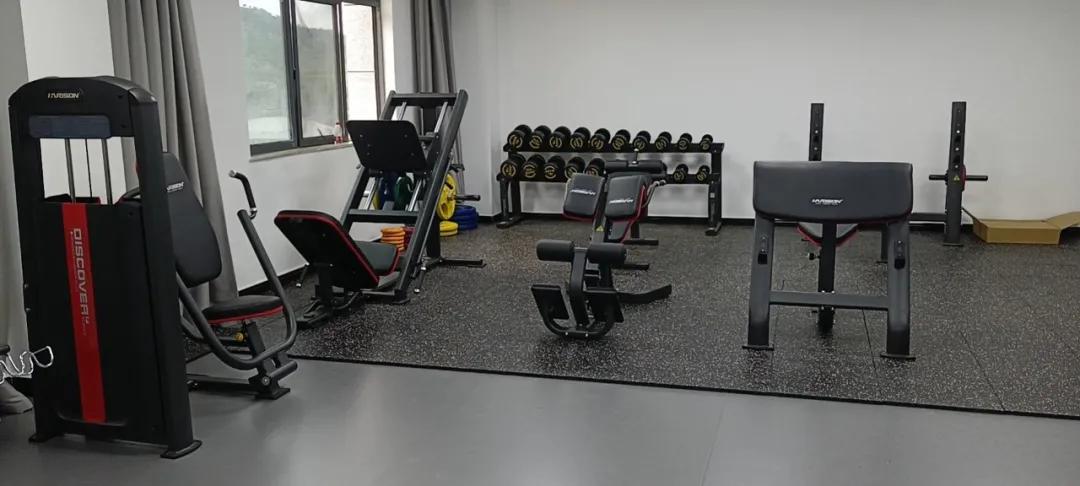 贵州某*防队消**健身房，“蓝朋友”们的健身伙伴