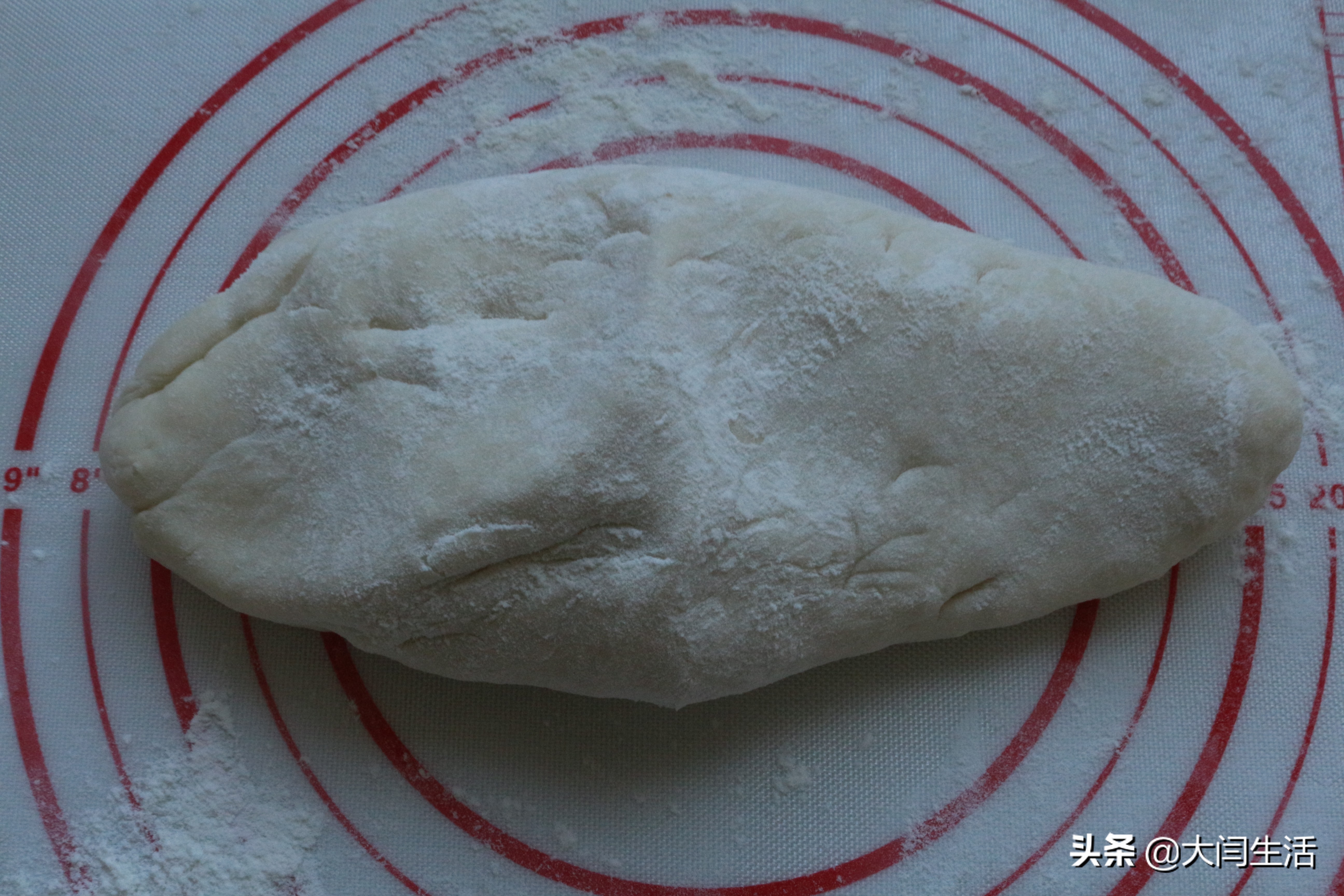 薄单饼卷菜用什么水和面,1碗面粉1碗水教你个独特的做法