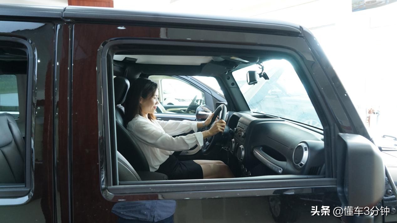 牧马人2.0t和3.6自然吸气驾驶感受,2.0t的牧马人驾驶感受怎么样