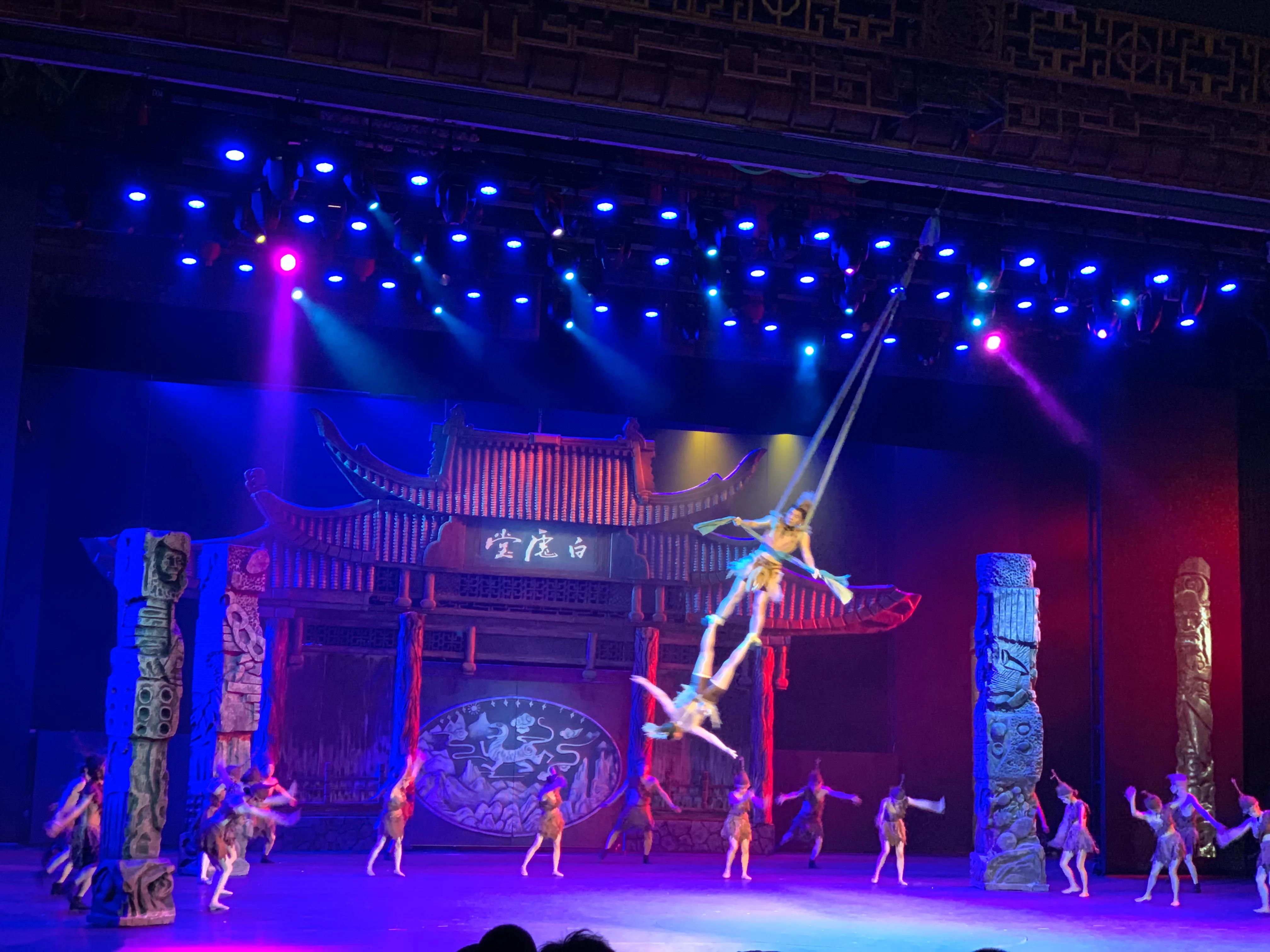 张家界魅力湘西最后互动,张家界千古情和魅力湘西距离多远