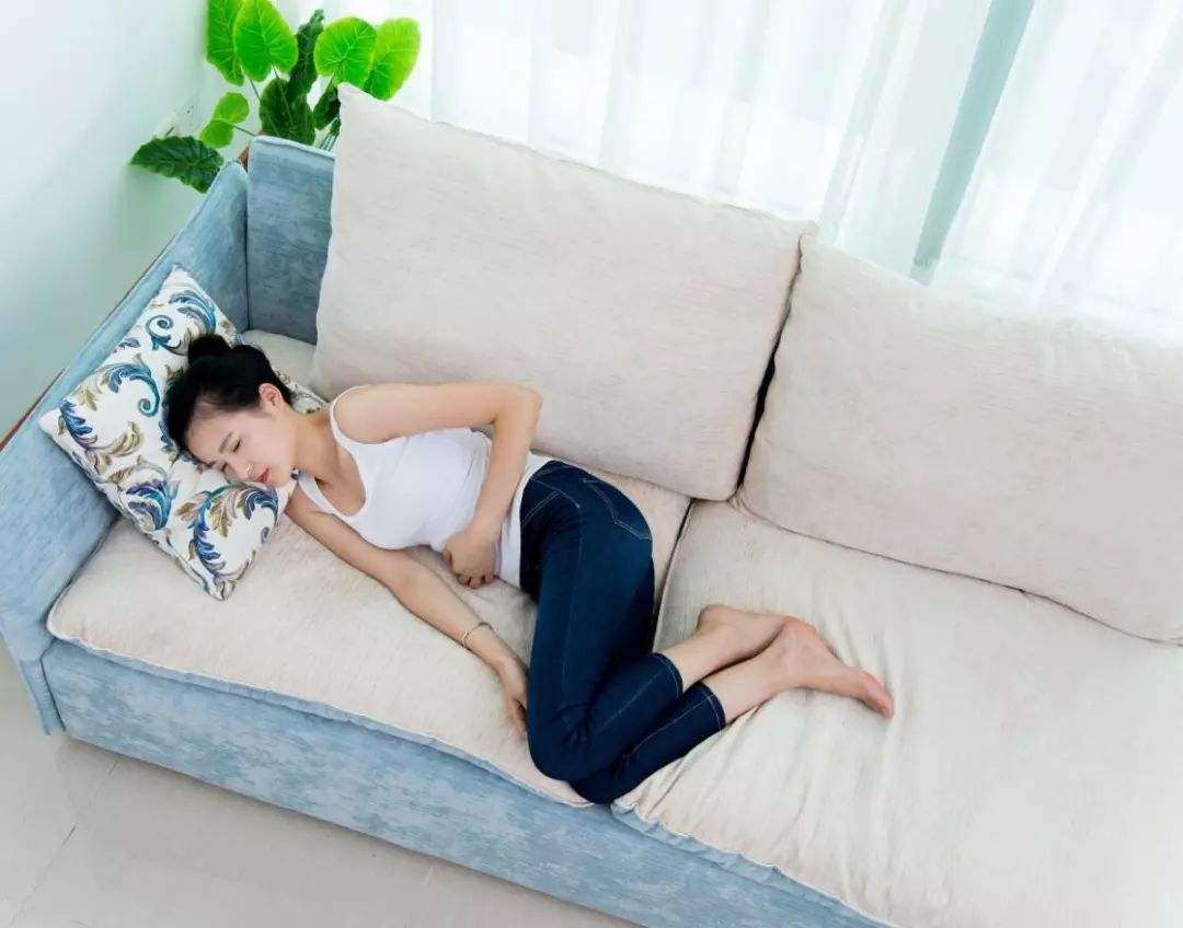 一旦孕期见红,真的代表胎儿即将不保吗?专家表示:要区分情况