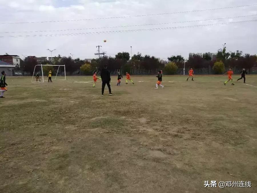 邓州市城区二小足球比赛,邓州校园足球比赛