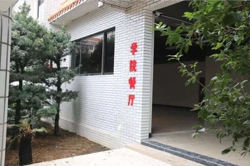 广东亚视演艺职业学院高职分数线,广东亚视演艺职业学院专本连读