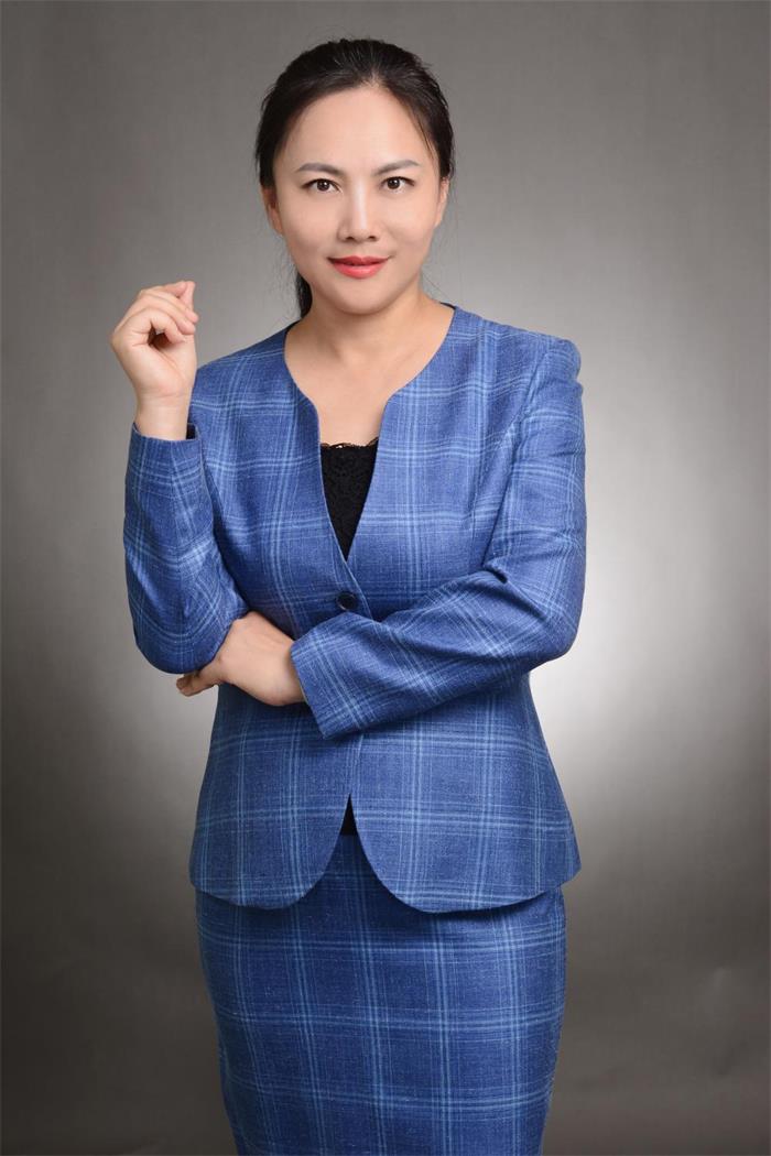 刘楠楠：求变不止，做国内私人银行的开路人|易悦＆艾彼人物访谈