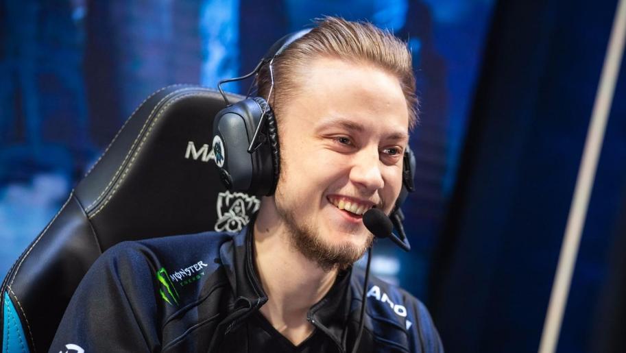 uzifaker2019,uzi十大经典操作faker