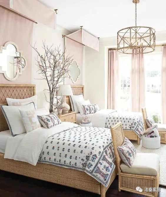 床幔一整套,床帘一体式布置