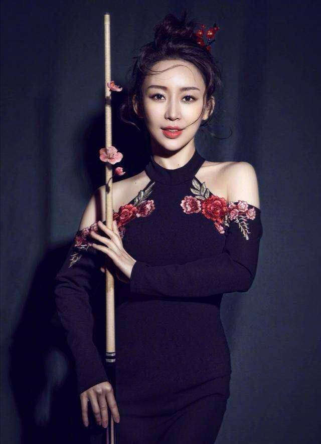 6大最美的女神级台球选手,颜值最高的台球运动员