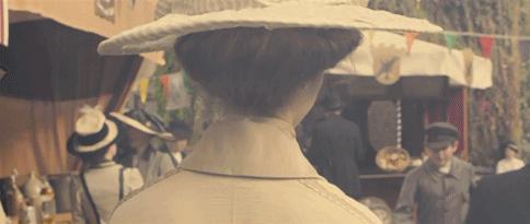 14岁辍学27岁身家过10亿,十五岁辍学养家梁朝伟