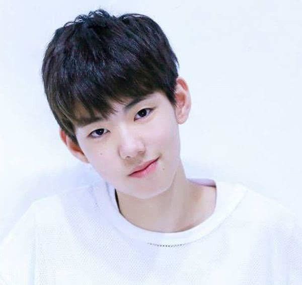 当丁程鑫得知陈玺达退出的反应,tf家族陈玺达现在的工作是什么