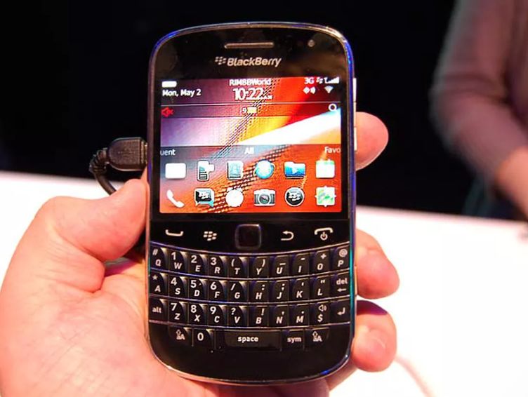 如果你是个科技宅,你穿越回了2010…