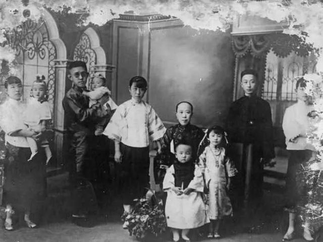 长命锁图片大全古代,古人颈饰长命锁