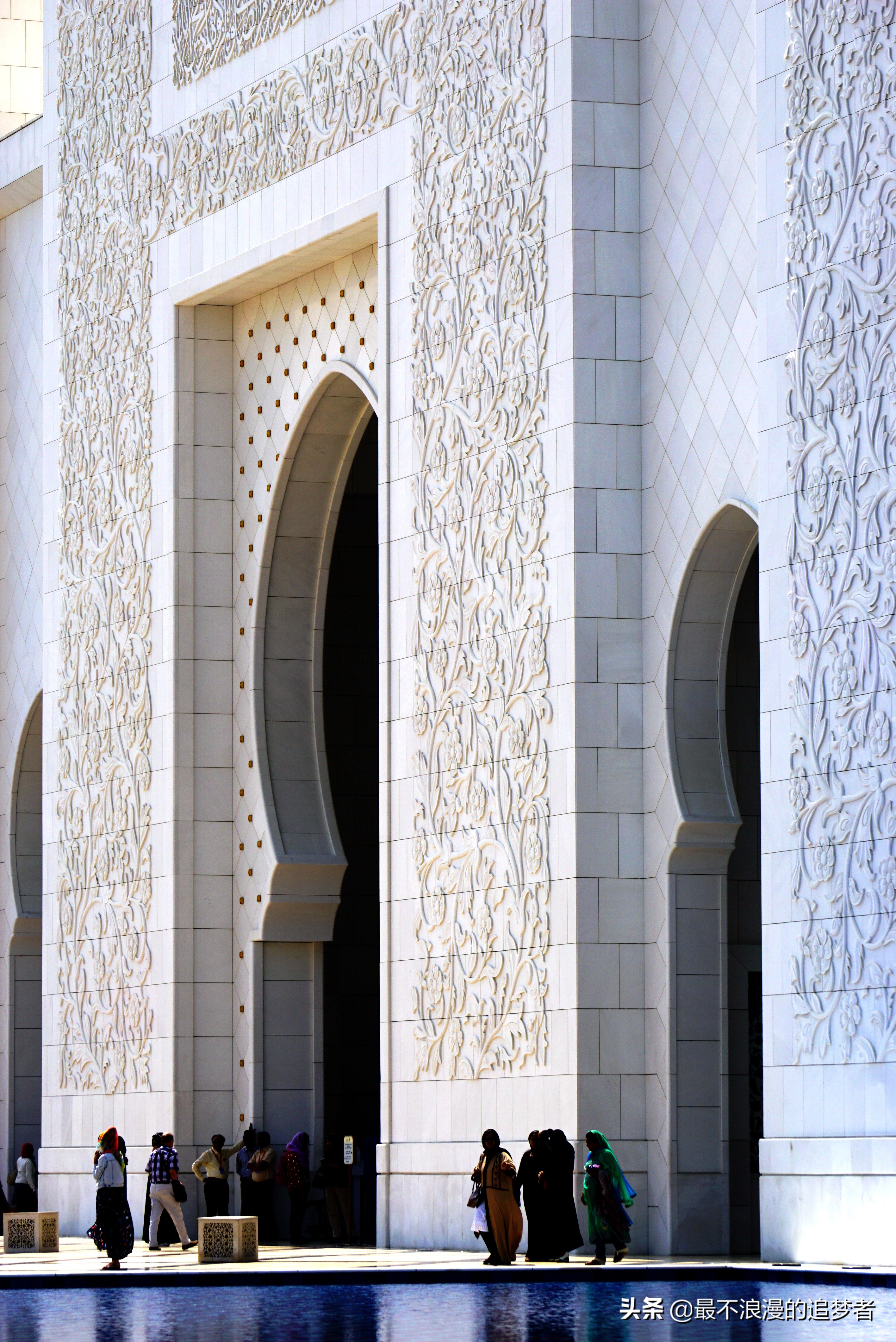 阿联酋谢赫扎耶德清真寺旅游,迪拜谢赫扎耶德路旅游