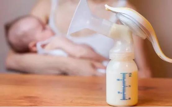 职场妈妈课堂:如何正确的进行母乳冰冻,你需要注意这4点