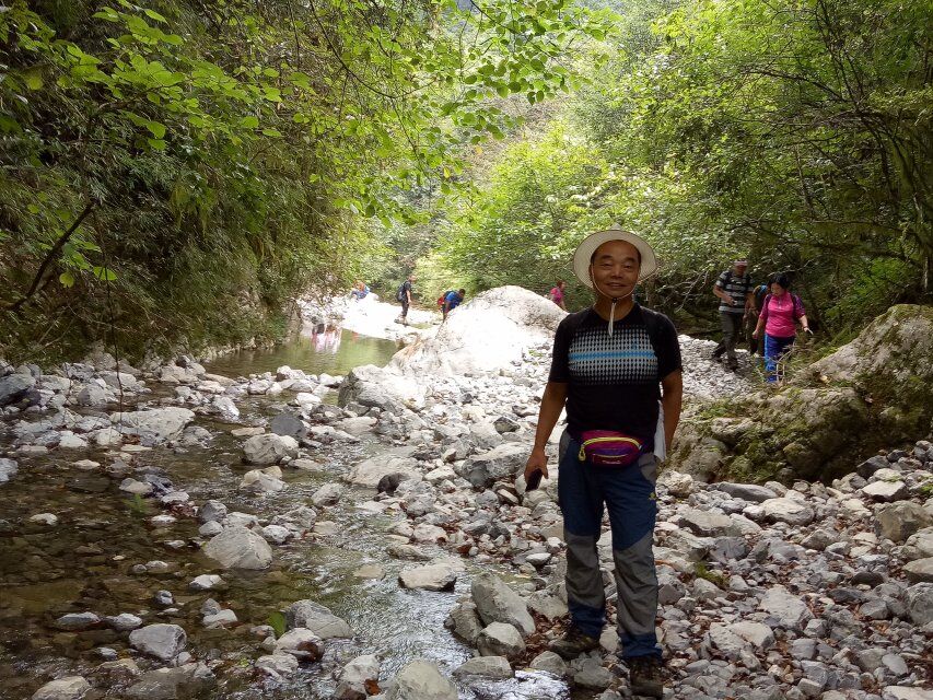 西漂湾瀑布群,建始西漂湾瀑布群