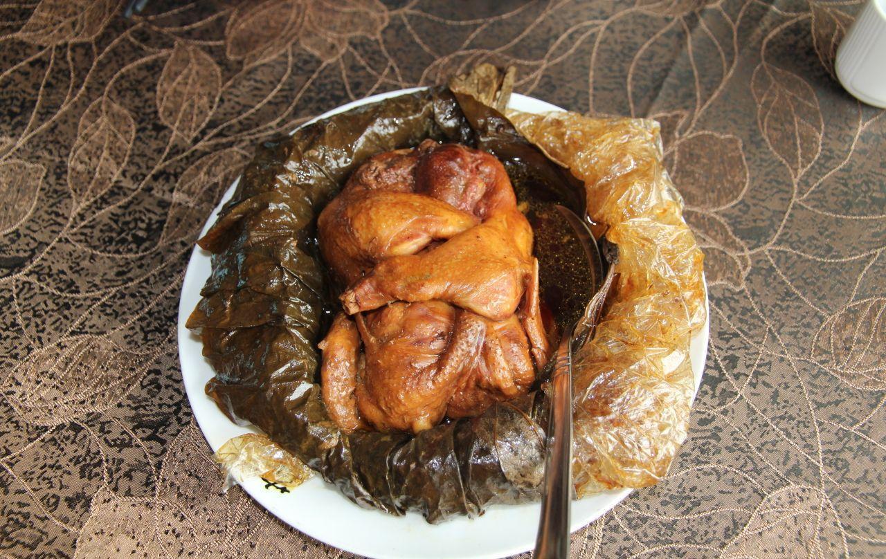 正宗老式叫花鸡配方,粤式野外叫花鸡做法