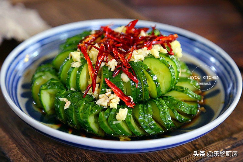 过年大鱼大肉吃腻了试试这道凉菜,过年待客菜谱10个凉菜