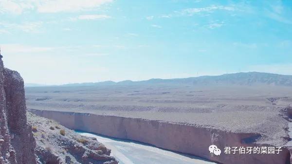 「西行散记」—10:大漠第一墩,长城“龙”尾,李战军