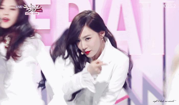 韩娱:洪真英、泰妍新歌、《魔女2》、Tiffany、华莎义气