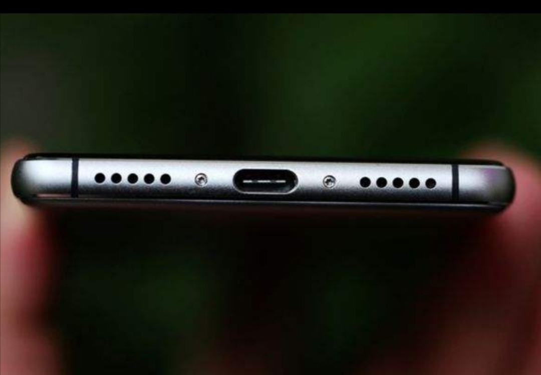 手机充电口松动掉电怎么回事,手机充电插口松动充电速度变慢