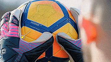 门将必会的三种接球技巧