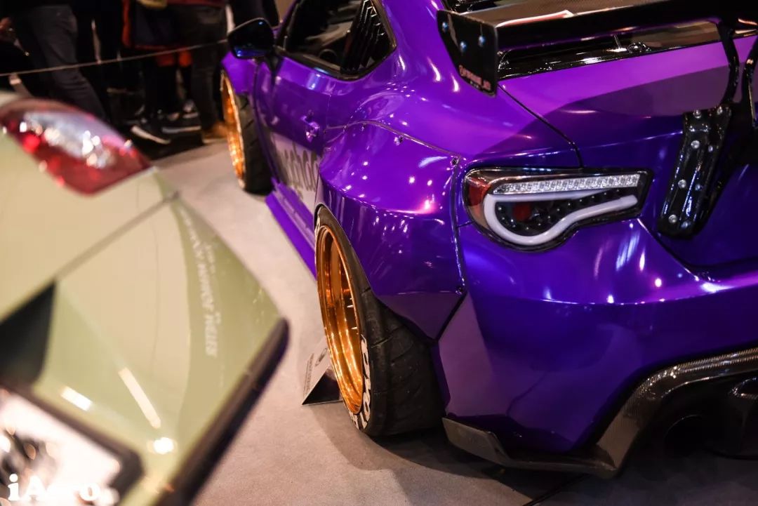 iAcroNavi——德国埃森改装车展之眼花缭乱上篇