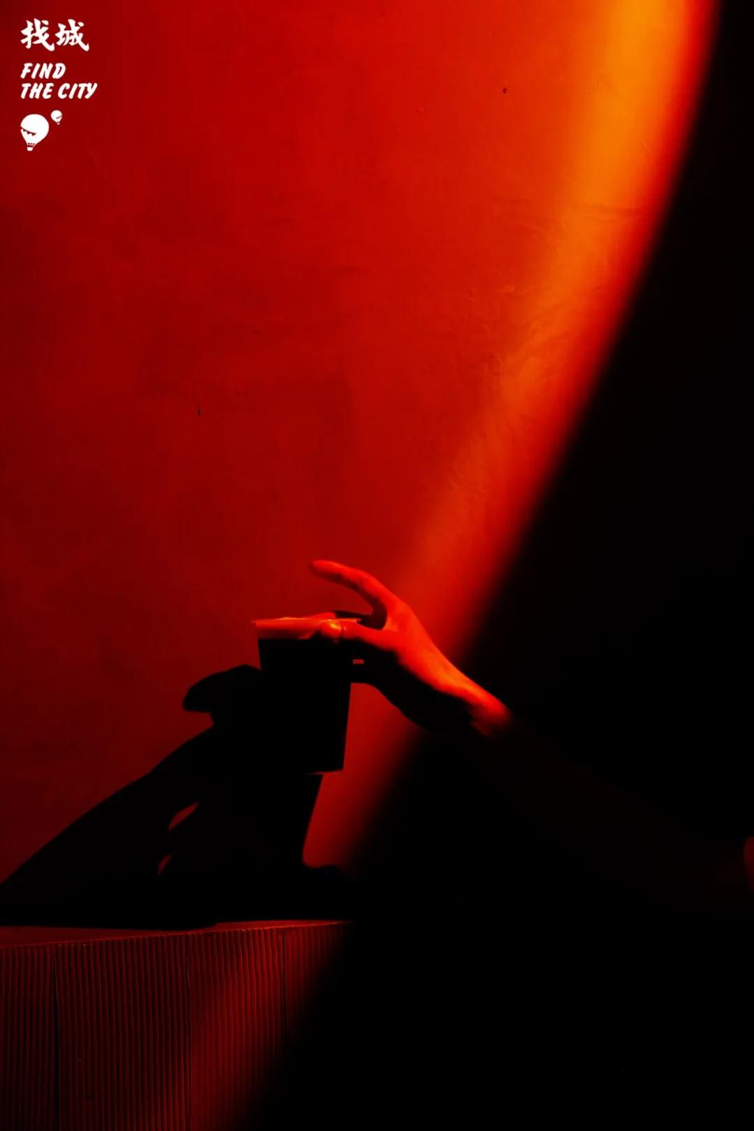 在这家打酒站，我喝到了最放松的一杯精酿