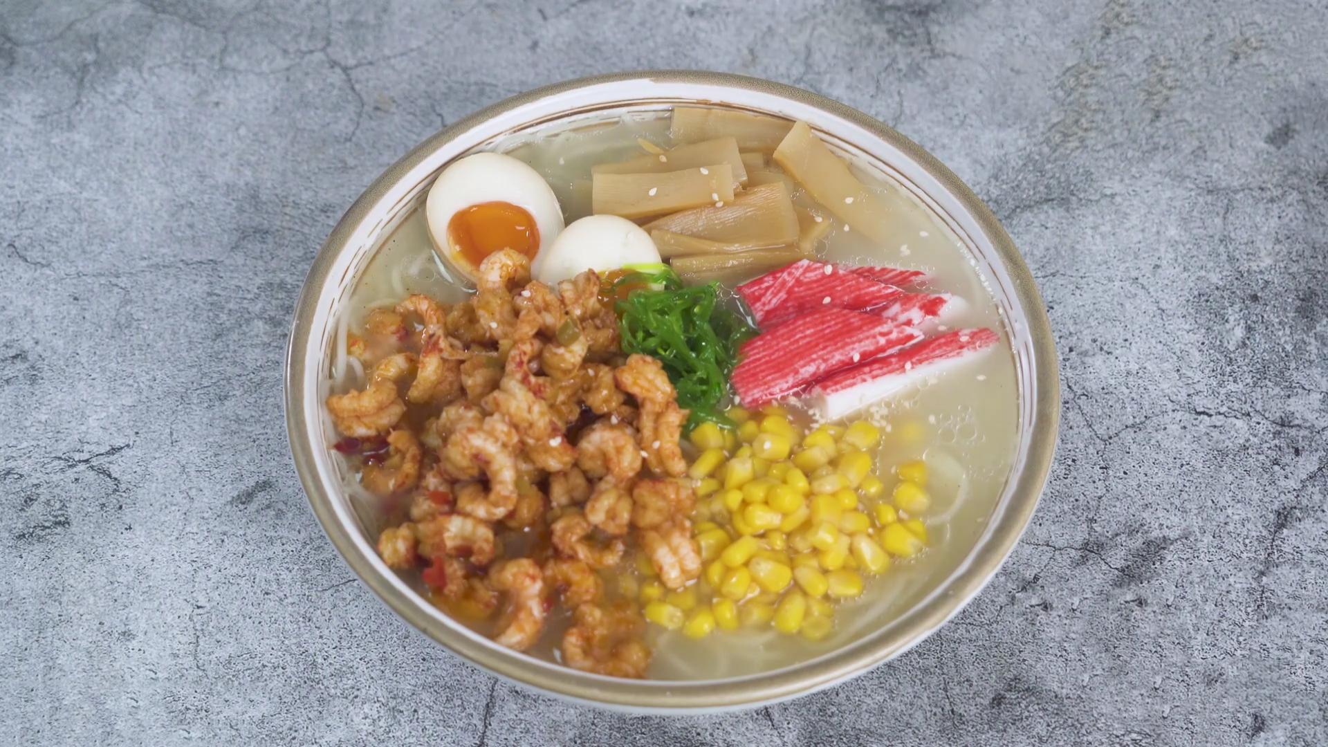 原来包装的拉面还能自己做,口感超赞,成品不比原装的差