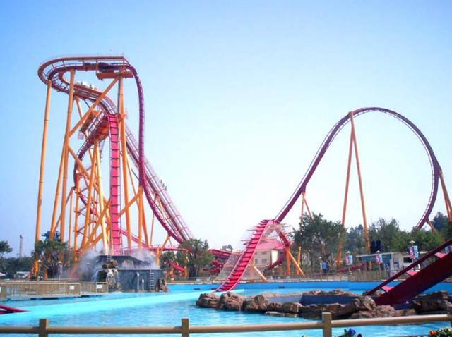 世界最刺激的过山车，景区提醒游客要穿尿不湿，你敢尝试吗