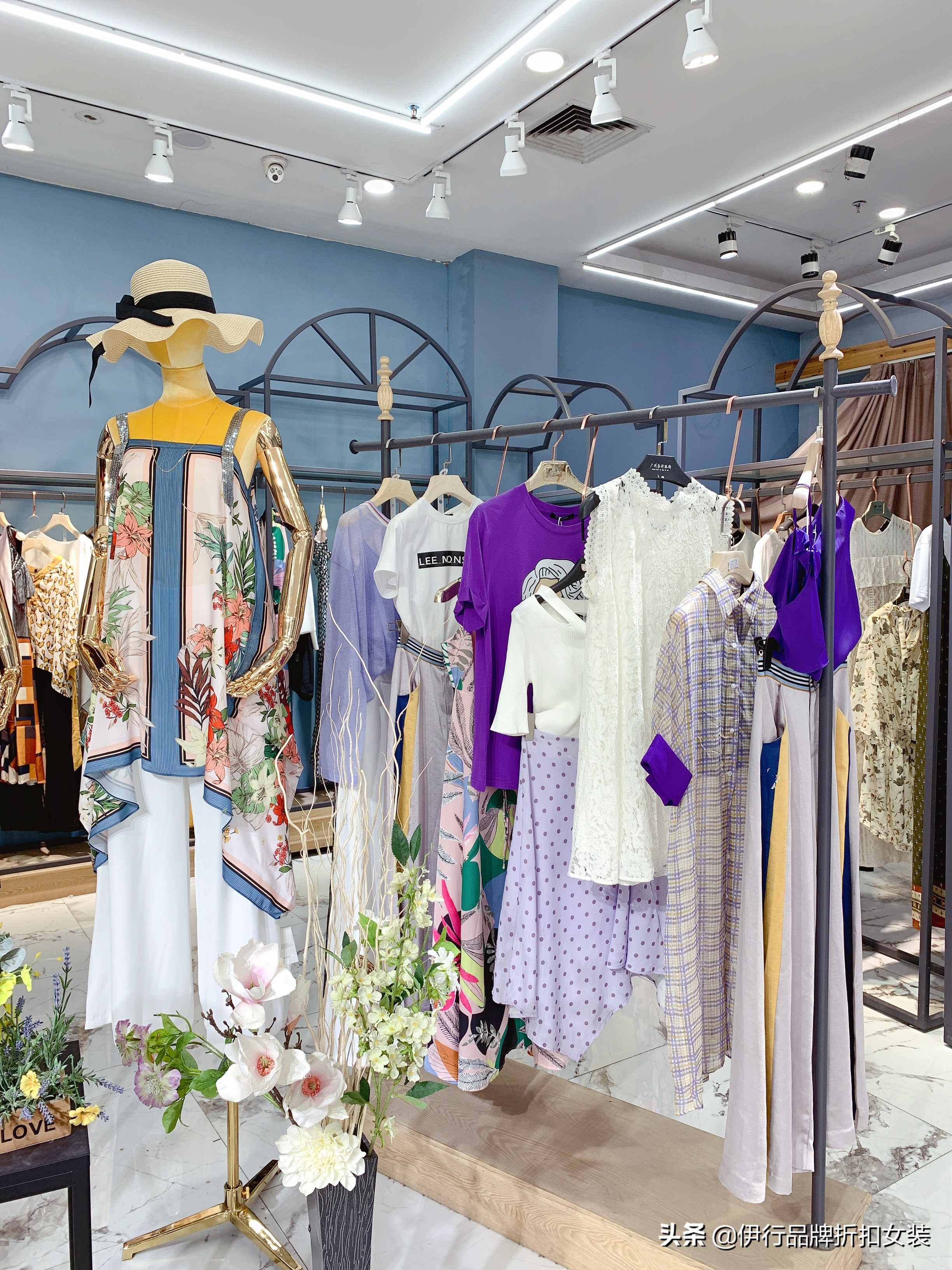 服装批发利润大揭秘!让你拿货砍价心里有个底