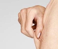 女子抽脂手术后续,女子抽脂突然没了呼吸心跳