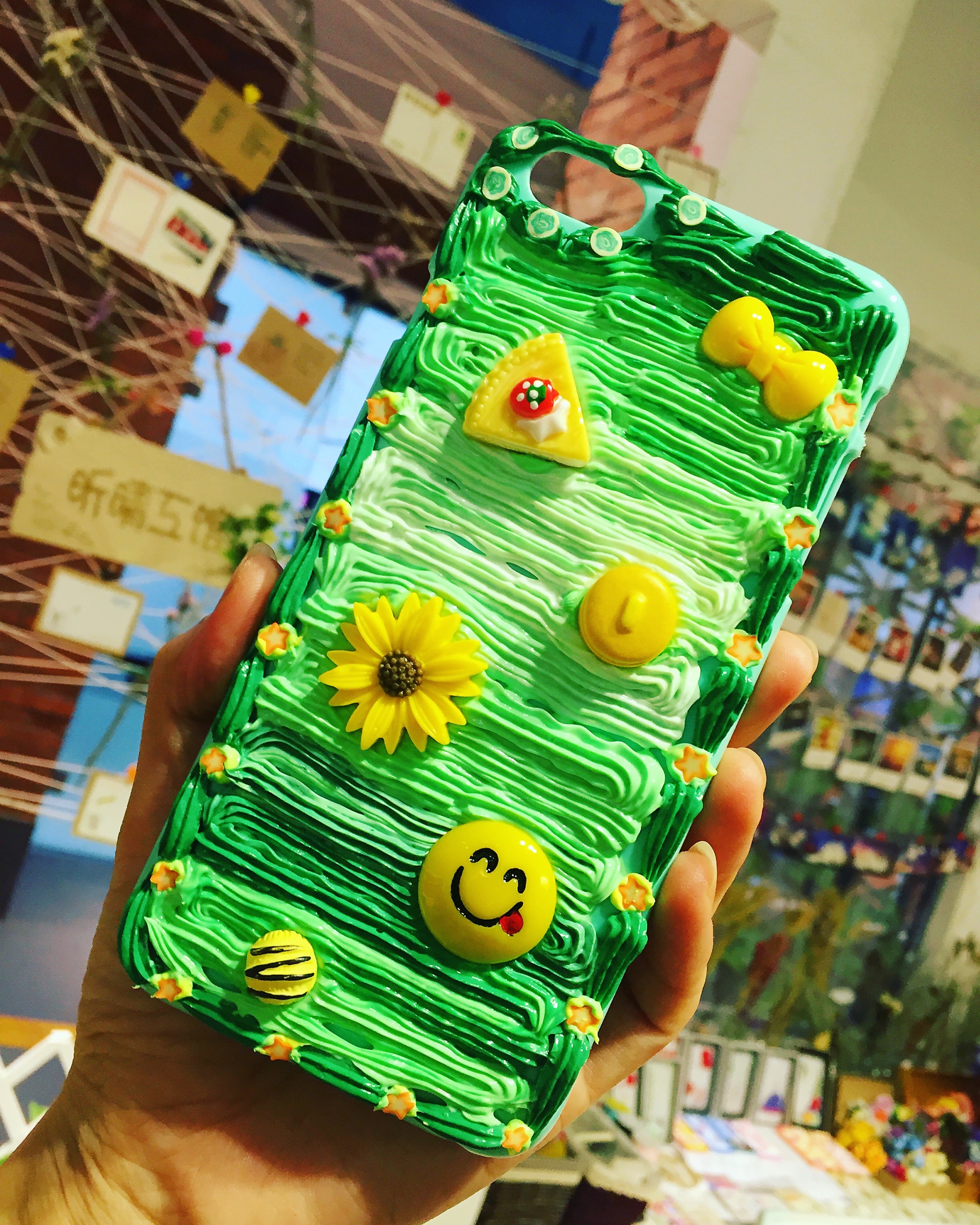 适合成人的diy手工手机壳,最近很火的手工手机壳