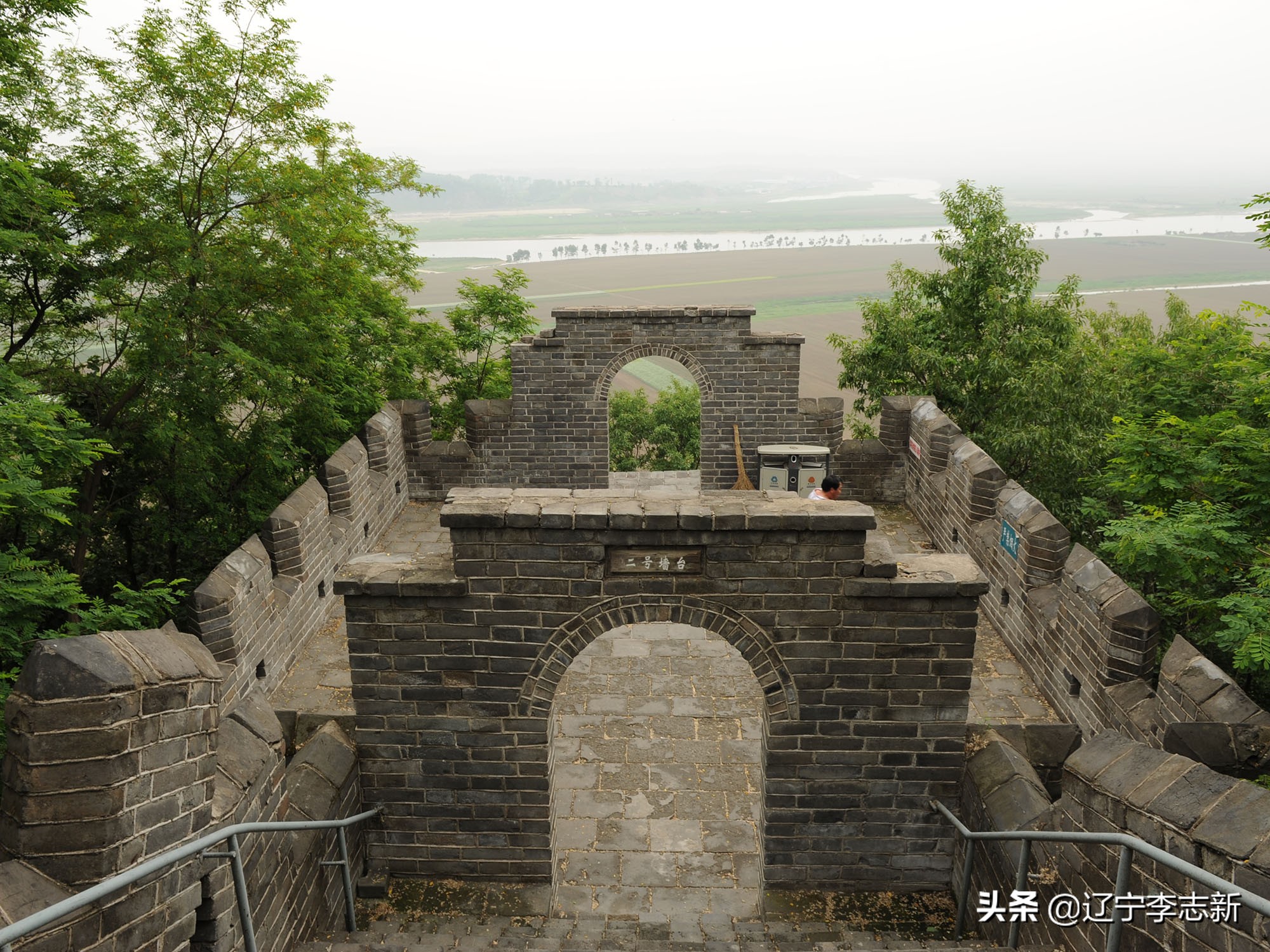 万里长城的起点是老龙头吗,万里长城的尽头和源头在哪里