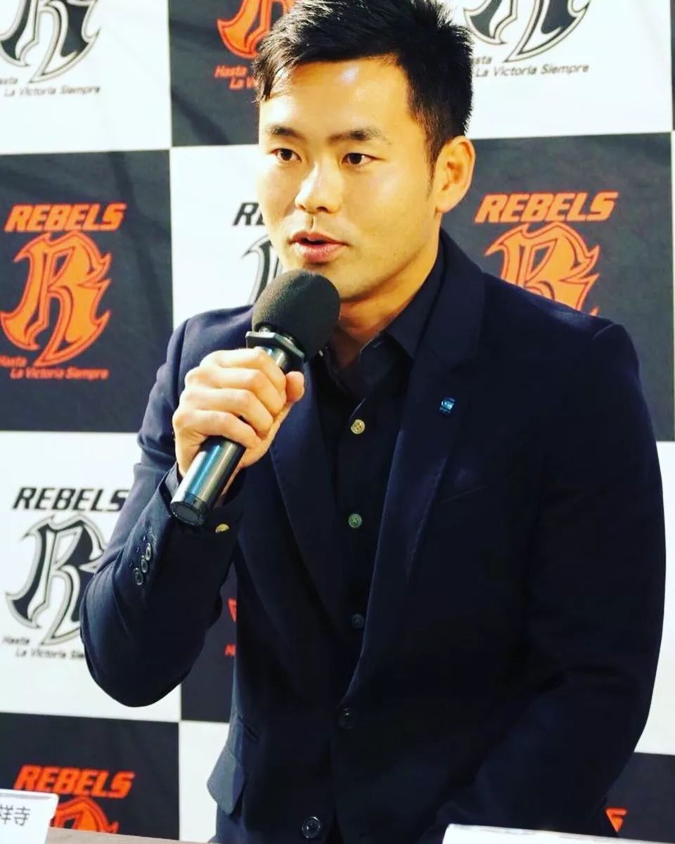 江通猜vs古拉宾,马拉特重拳ko江通猜