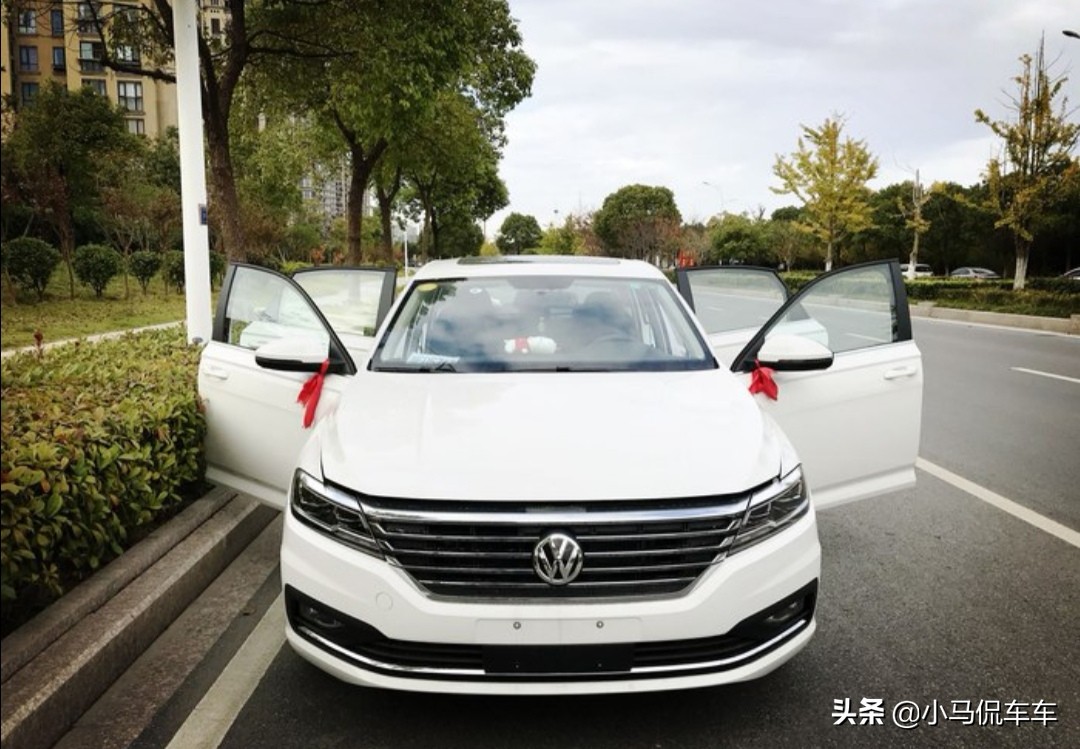 朗逸启航提车套路,大众朗逸全款买还是贷款买划算