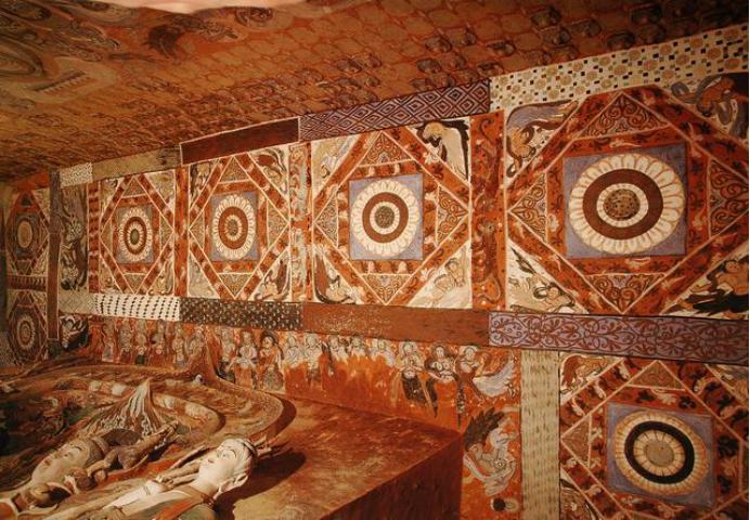 敦煌428窟介绍,敦煌329窟壁画飞天图