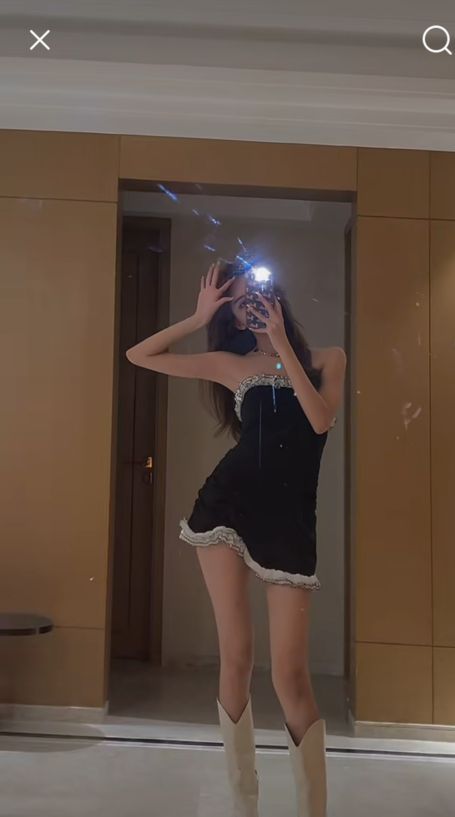 论“扭屁股”和“开工厂”哪个更能促进社会发展（一）