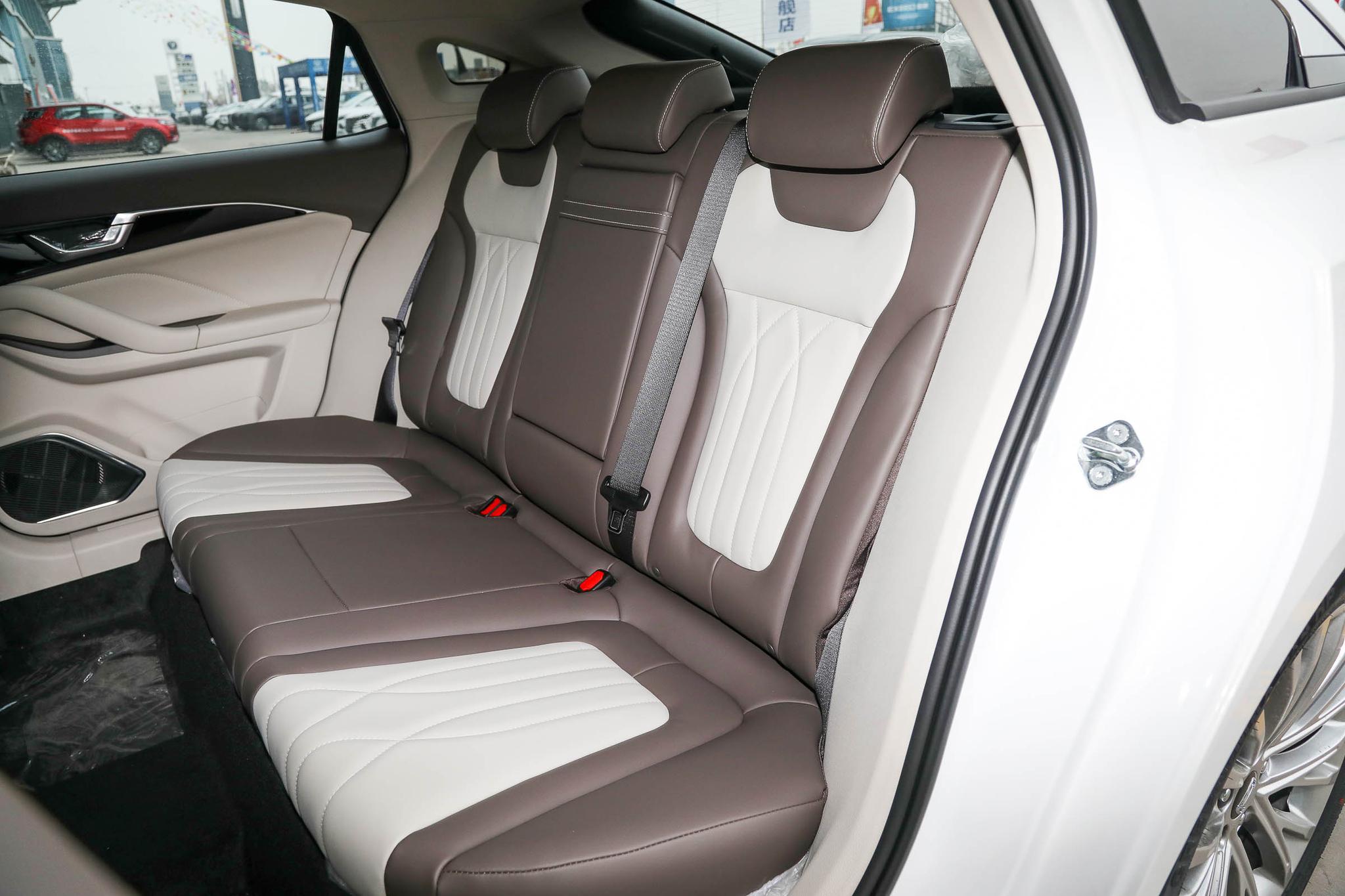 新款奔腾b70空间,10款奔腾b70空间怎么样