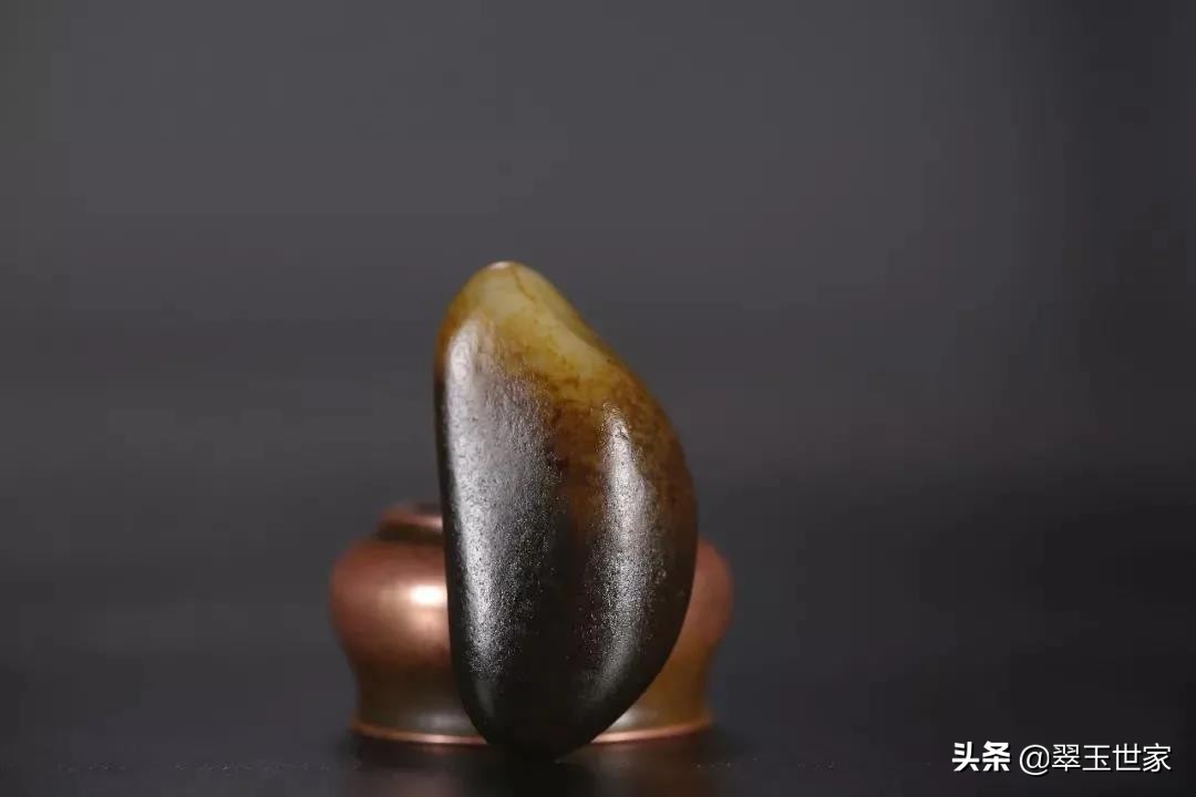 难得一见的文玩,油烟皮籽料