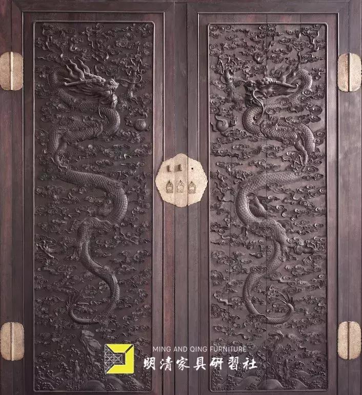 明清家具展厅灯光设计,明清家具铜蝙蝠配饰