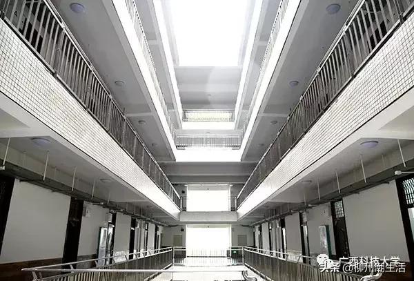 广西科技大学新校区曝光！气超豪华公寓、自动化餐厅......美炸了