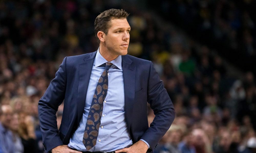 国王队进西部前三,国王队为什么变得这么强了