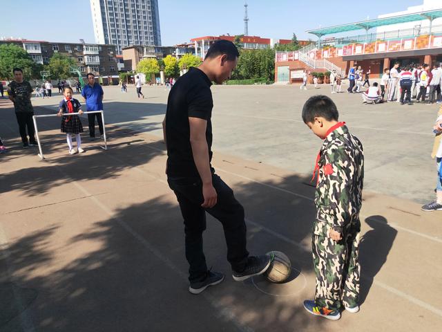 瓒崇悆姣旇禌宄板嘲鐭垮尯绗竴灏忓,蹇箰瓒崇悆婊规脖娌虫梺