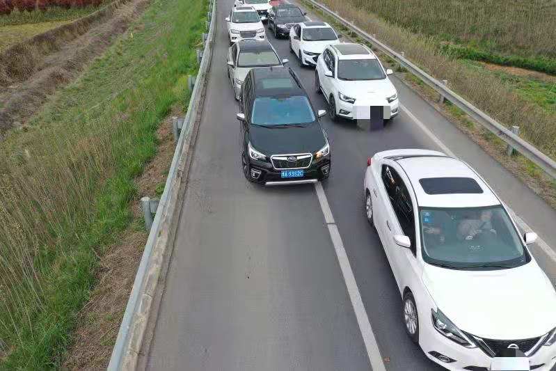 为什么高速公路有无人机,高速公路飞无人机