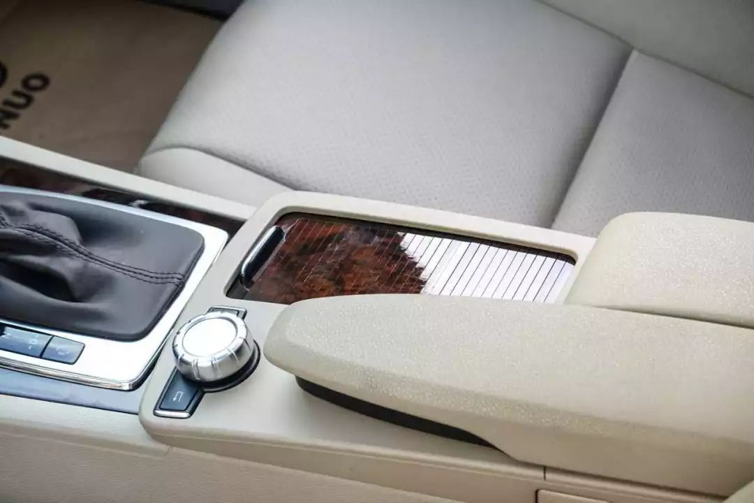 14万买奔驰C,6年只跑2万公里,收藏级