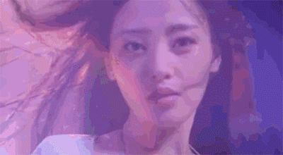 女明星们都用什么品牌的发膜呢,明星都用什么发膜和精油