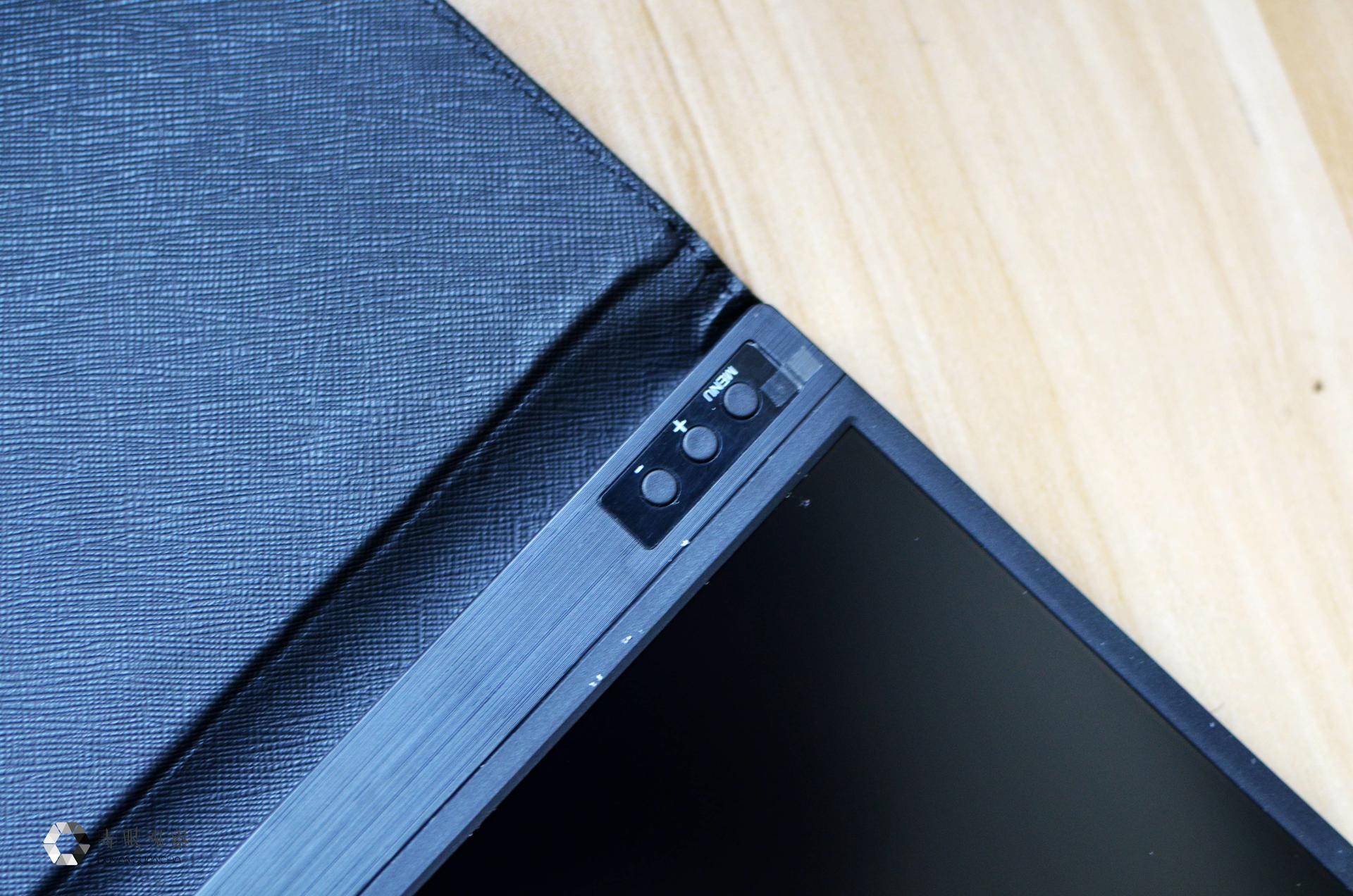 给华为mate20换带框屏幕总成,给华为mate20手机换屏幕