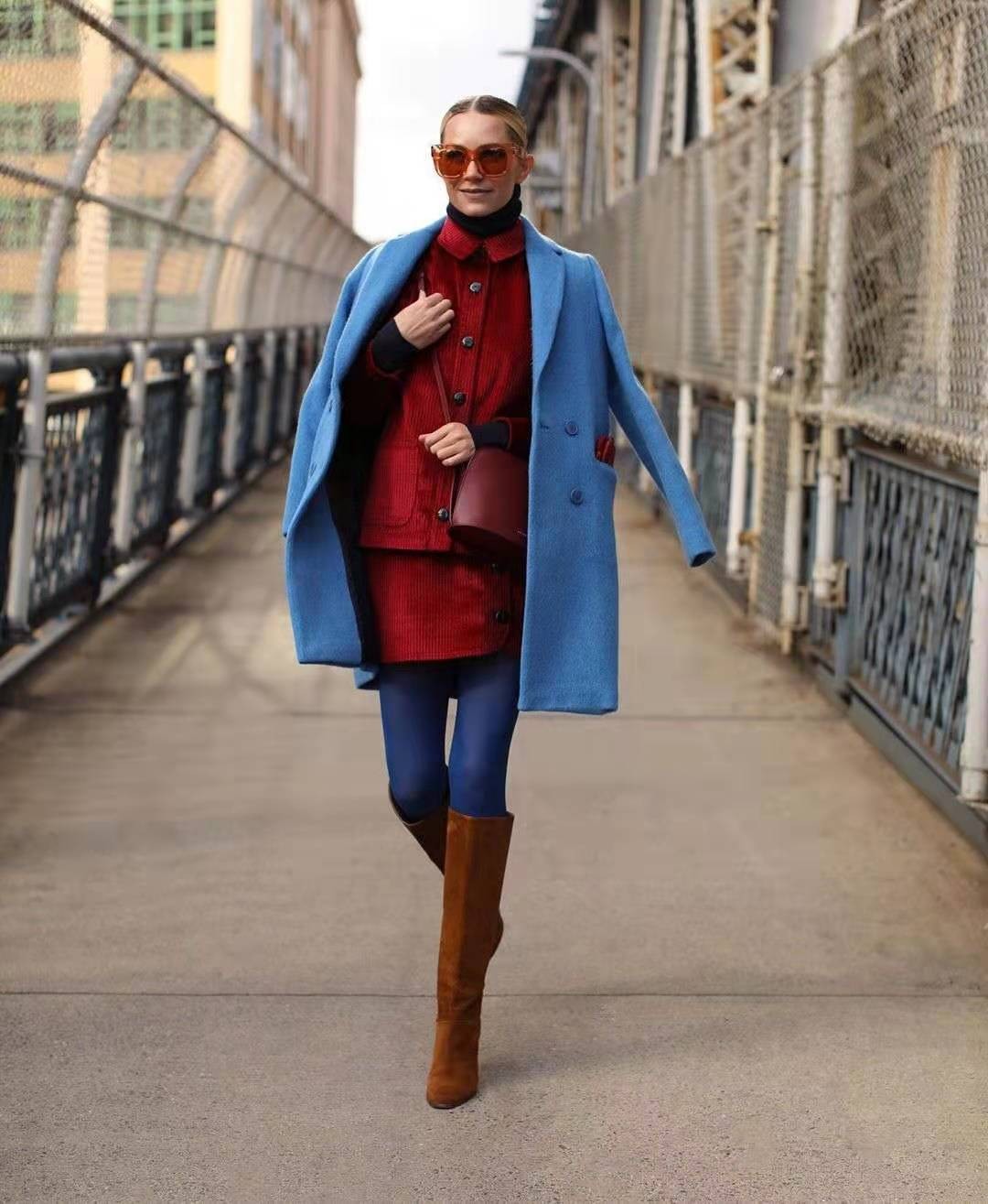 色彩穿搭小技巧,色彩呼应是最简单的穿搭技巧