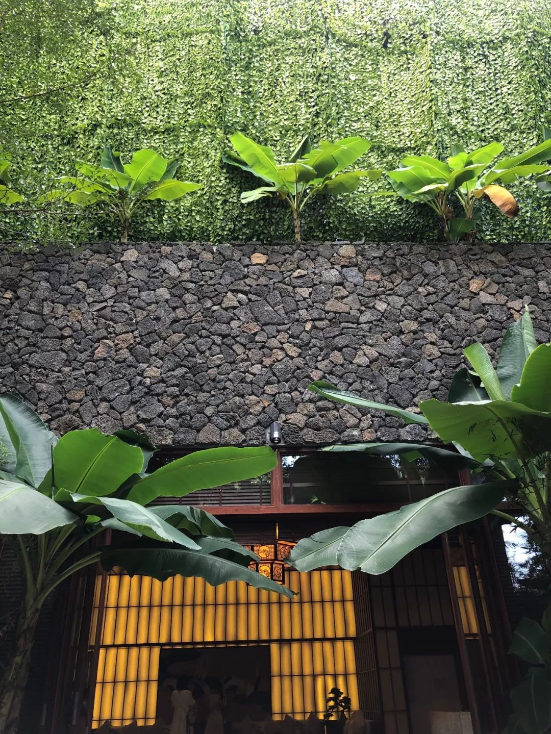 三亚高端酒店一线海景房推荐,三亚市区值得去住的别墅酒店